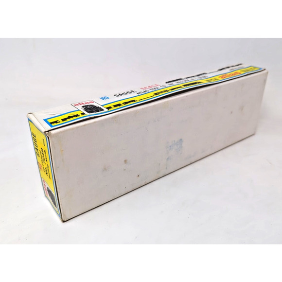 Atlas 7049 HO Scale Burlington Northern BN EMD FP7 Diesel Locomotive #9794 - Picture 2 of 3